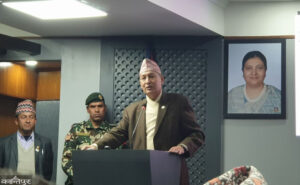 दिए अर्थमन्त्री डाक्टर युवराज खतिवडाले पदबाट राजीनामा