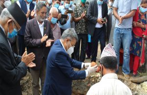 गोकुल बाँस्कोटालाई अदालतको आदेशले छेकेन, गरे पुण्यमाता करिडोर शिलान्यास