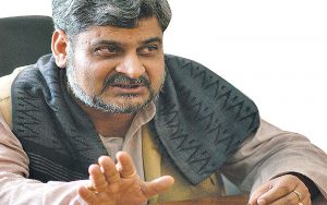 भ्याक्सिन कमिसनमा प्रधानमन्त्री र स्वास्थ्यमन्त्रीबीच टकराव