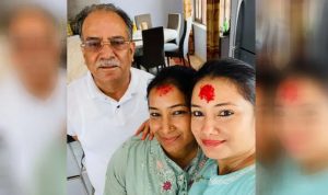 प्रचण्डले दशैमा टिकाटालो गर्ने, तर परिवारभित्रै