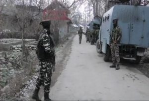 काश्मिरमा भीडन्त : एका बिहानै ३ जना मारिए