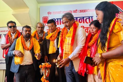 नेपाली सेनाको भूमिकामाथि प्रभु साहले उठाए प्रश्न 